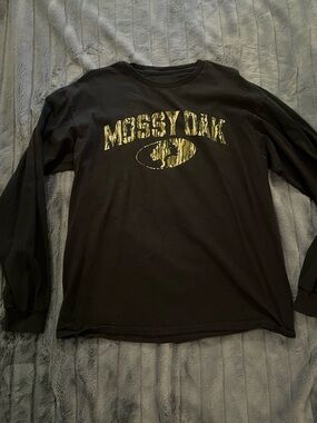 Mossy Oak Black Long Sleeve Tee with Camo Print Logo